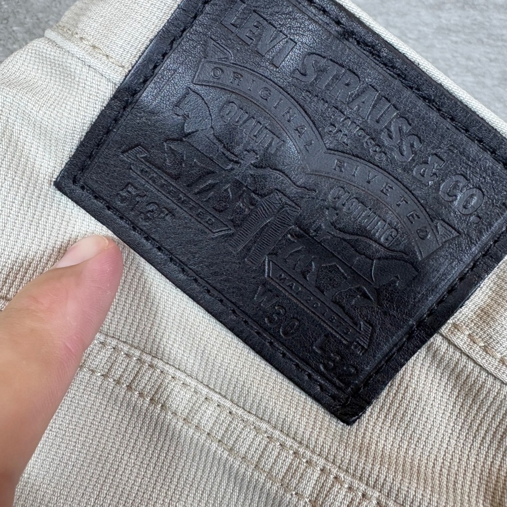 Levi's Pants Men 30x32 511 Slim Fit Tan Khaki Casual Smart Tailored - Picture 3 of 10
